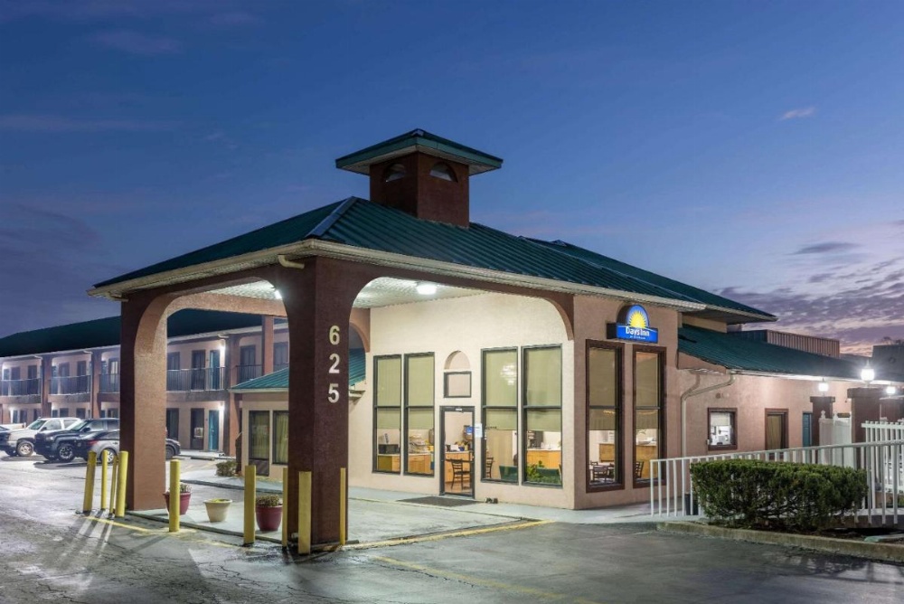 Days Inn by Wyndham Jackson Image 12