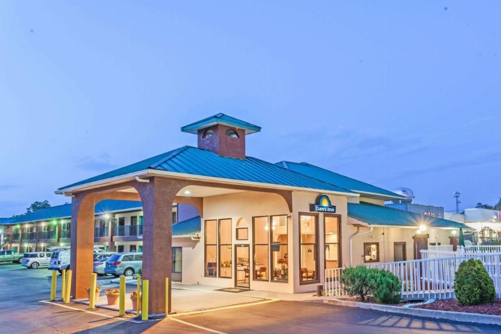 Days Inn by Wyndham Jackson Image 14