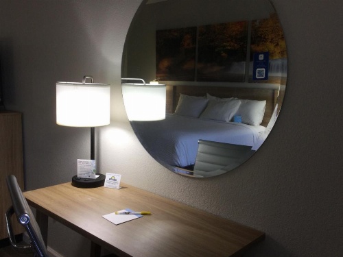 Days Inn by Wyndham Jackson image 36