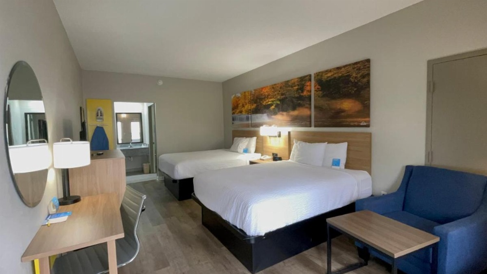 Days Inn by Wyndham Jackson Image 40