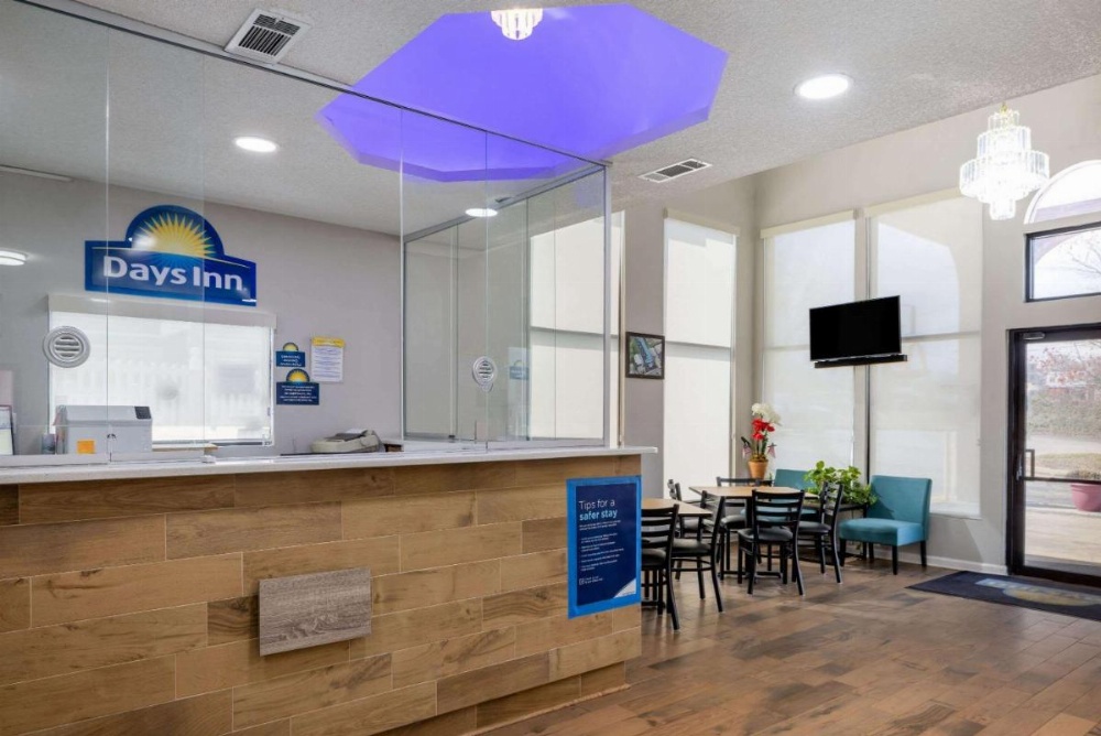Days Inn by Wyndham Jackson